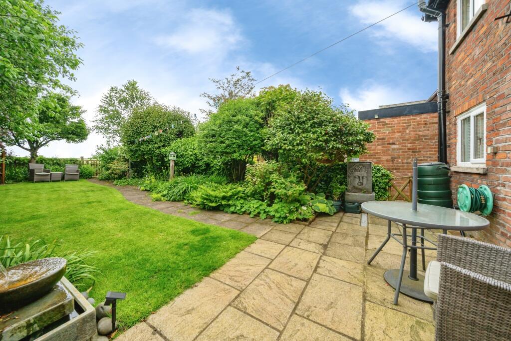 House in Warrington, Croft - View 5