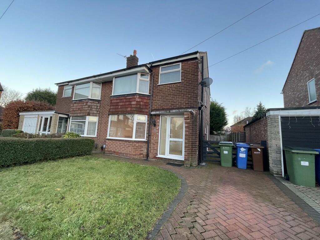 Main image of property: Newlands Avenue, Cheadle Hulme, SK8 6NE