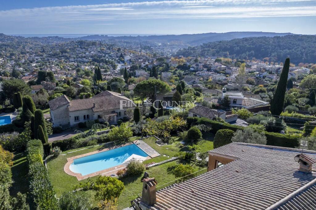 Main image of property: Provence-Alps-Cote d`Azur, Alpes-Maritimes, La Colle-sur-Loup