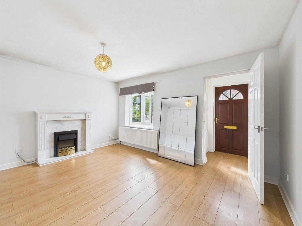 House in Stockton-on-Tees - More