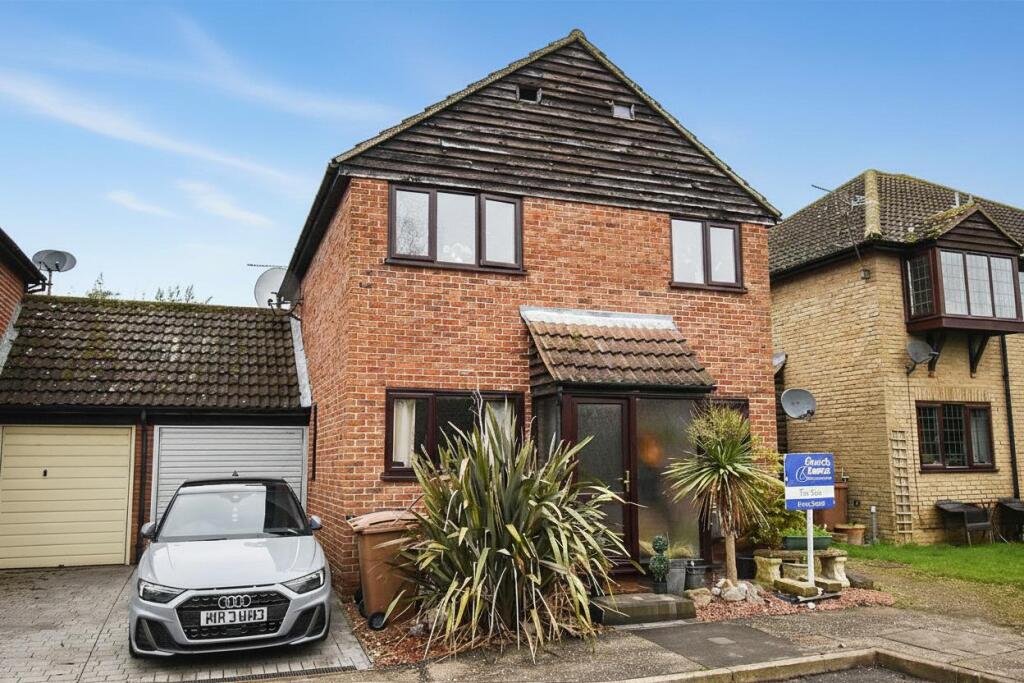 Main image of property: Deerhurst Chase, Bicknacre