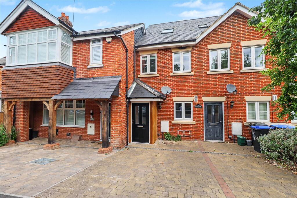 Main image of property: Lavender Road, Woking, Surrey, GU22