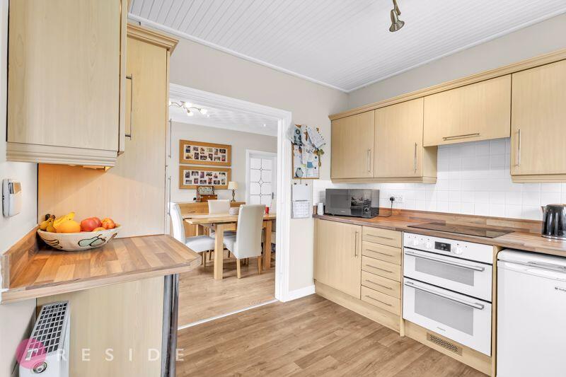 House in Rochdale, Shawfield - View 6