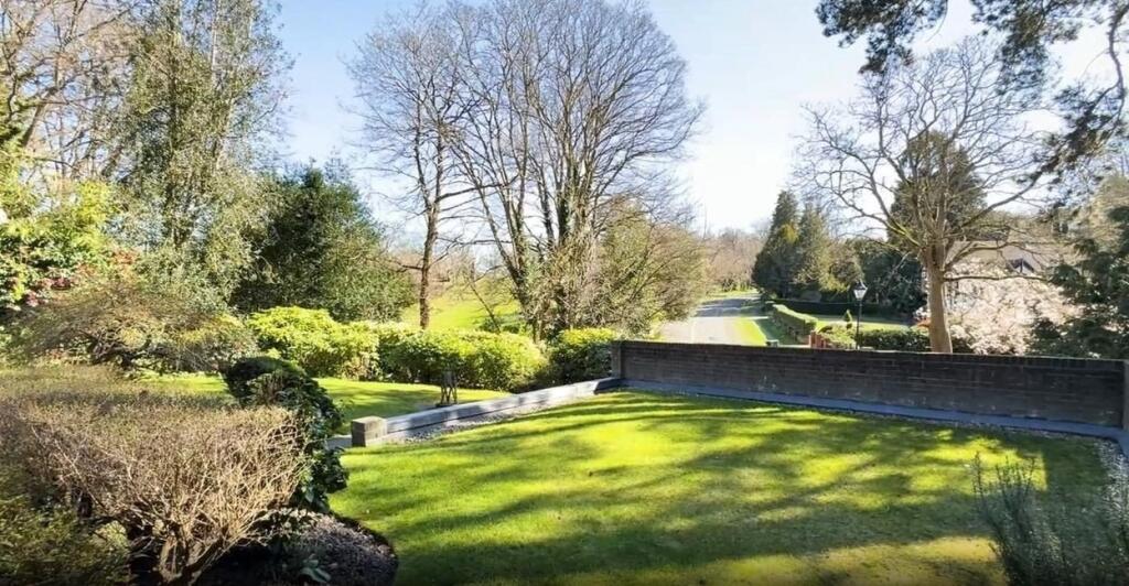 Camden Park Road, Chislehurst, Kent, BR7 photo 2