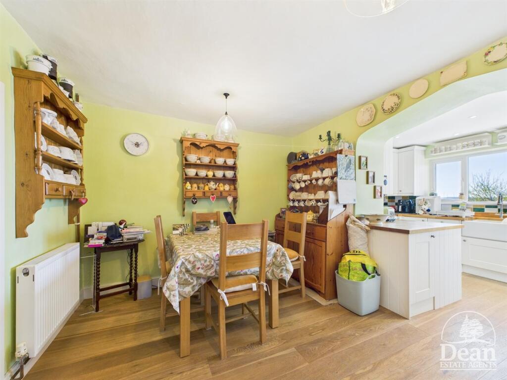House in Cinderford, Denecroft - View 3