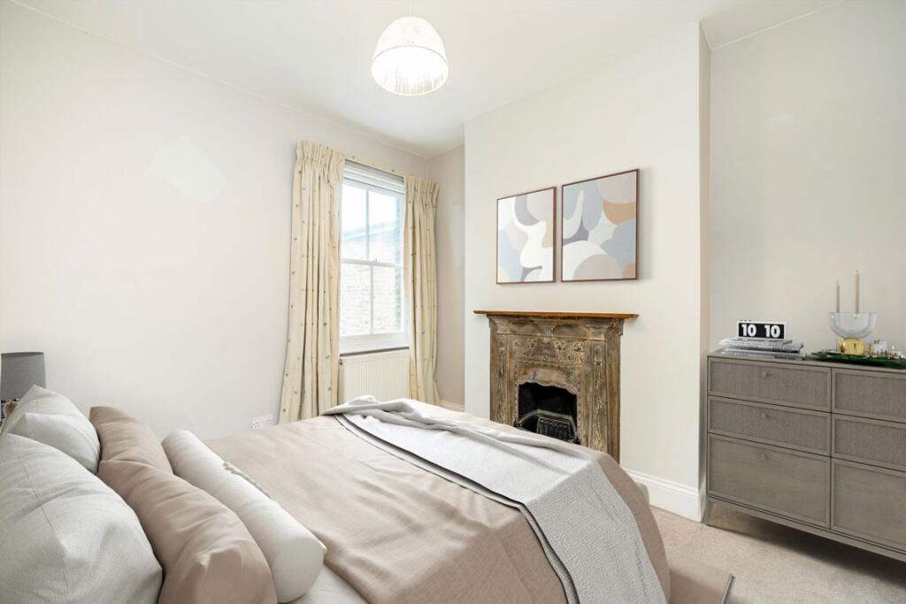 House in London - View 3