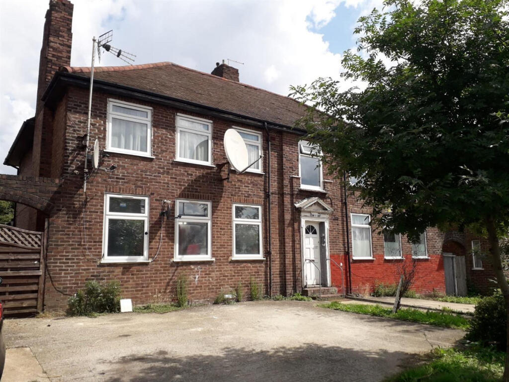 Main image of property: Western Avenue, Acton, W3 7
