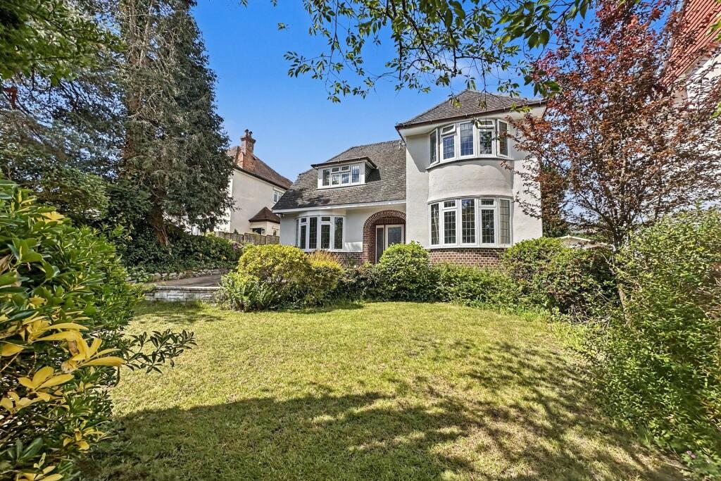 Main image of property: Queens Park