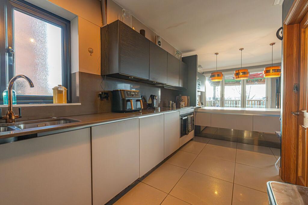 House in Newport, Malpas - More