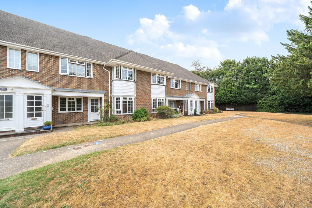 Main image of property: Firgrove Court, Farnham, GU9