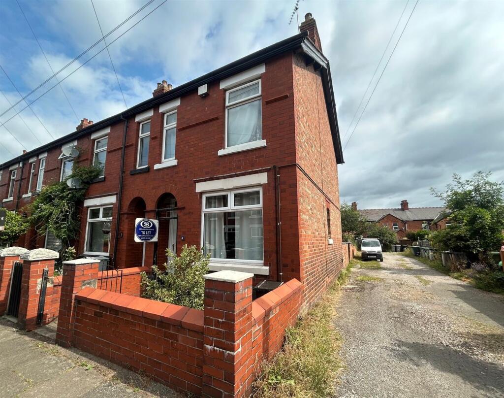Main image of property: George Street,