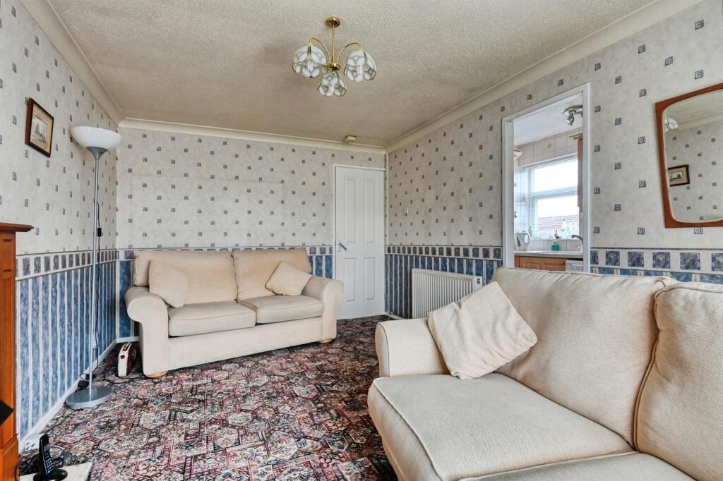 Impsley Close, Birmingham photo 5