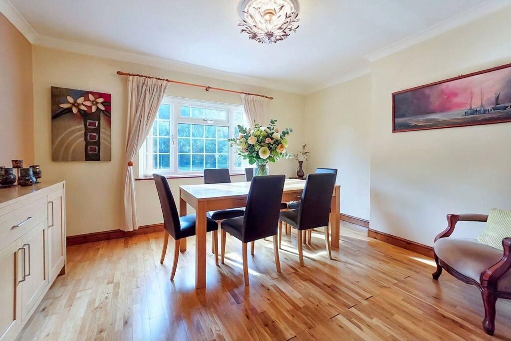 Peregrine Road, Littlehampton, BN17 photo 4