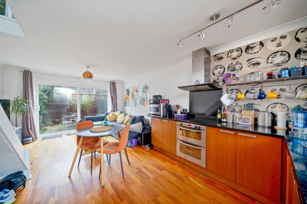 Main image of property: Argyle Place, Hammersmith, London, W6