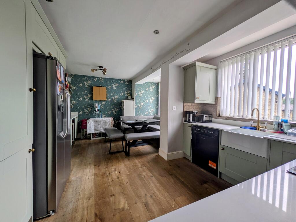 Additional image 2 of Greenside, Bradford, BD12