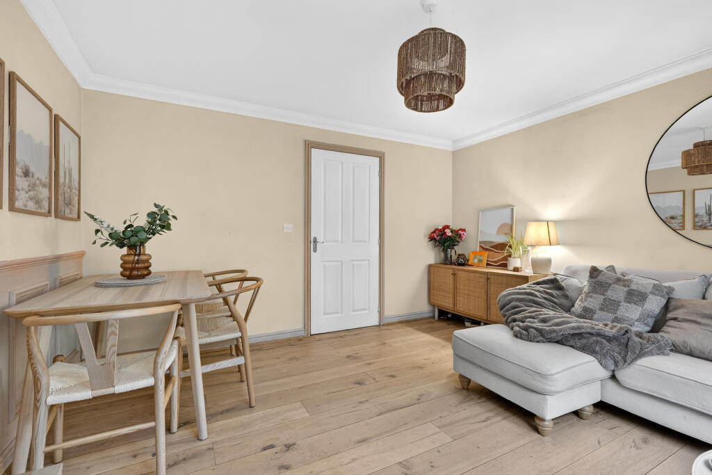 Poperinghe Way, Arborfield, Reading, RG2 photo 4
