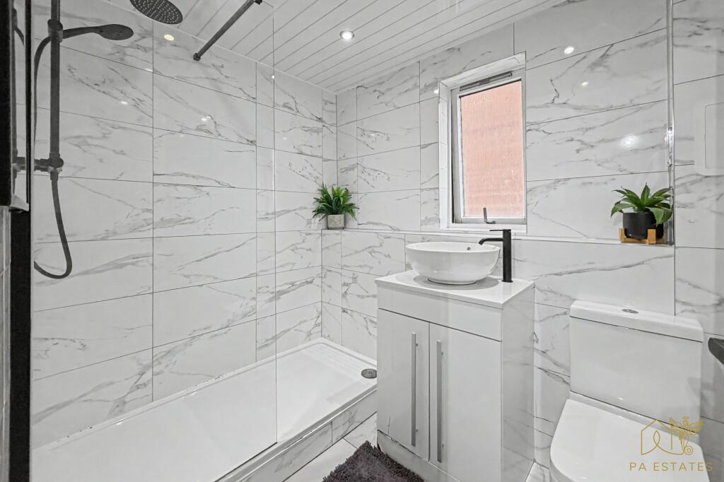 Apartment in Glasgow, Kirkfield - More