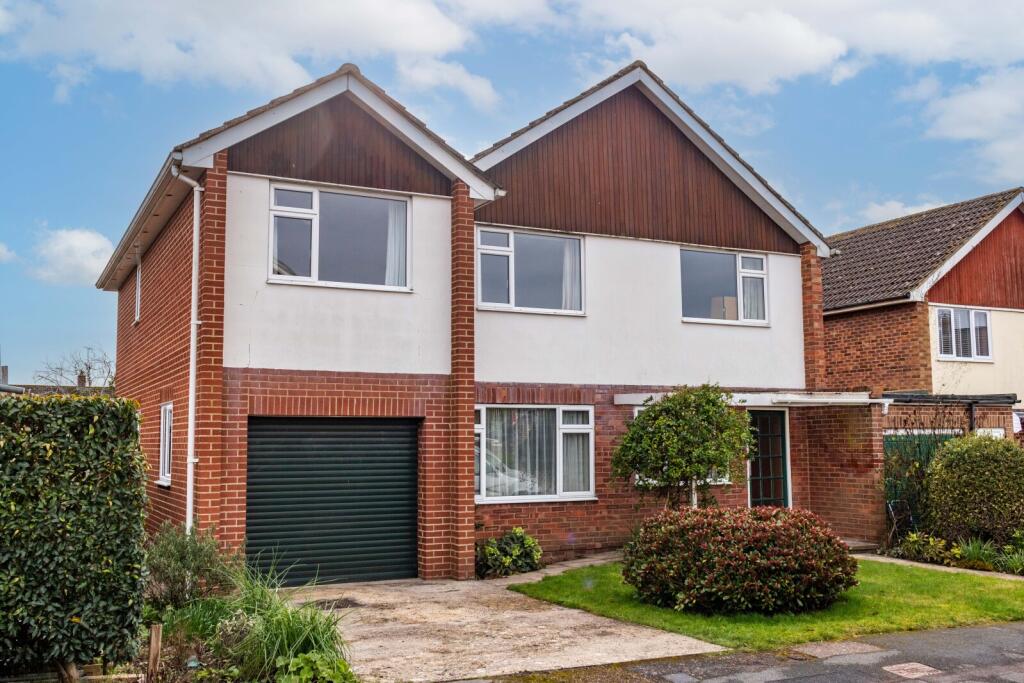 Main image of property: Truelocks Way, Wantage, Oxfordshire, OX12