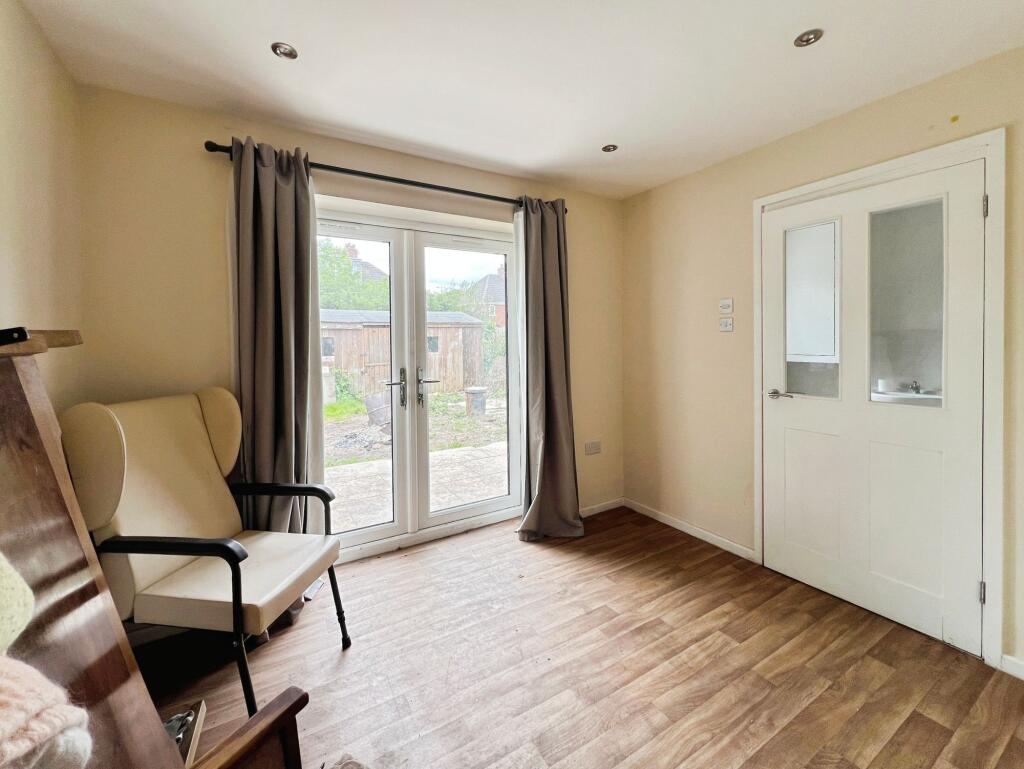 House in Coventry, Green Lane, Cannon Park - More
