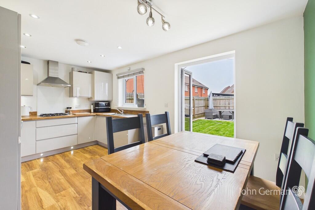 Abbot Road, Burton-on-Trent photo 2