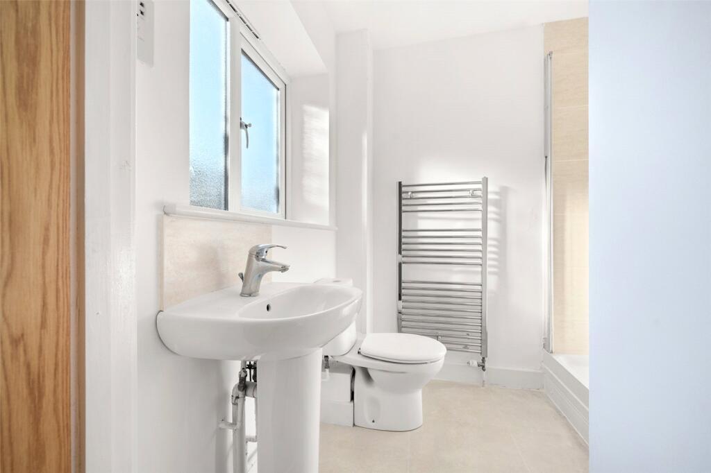 Reading Road, Wokingham, Berkshire, RG41 - View 6