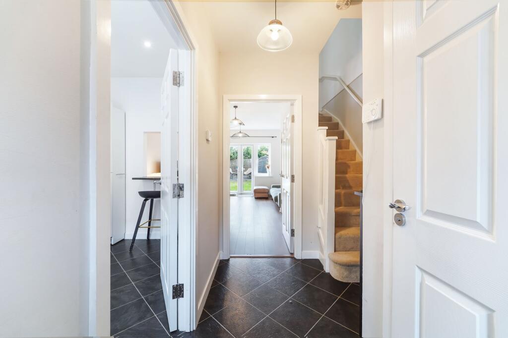 House in Epsom and Ewell, Epsom - View 5