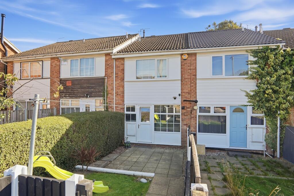 Main image of property: Lawns Mount, Leeds, LS12