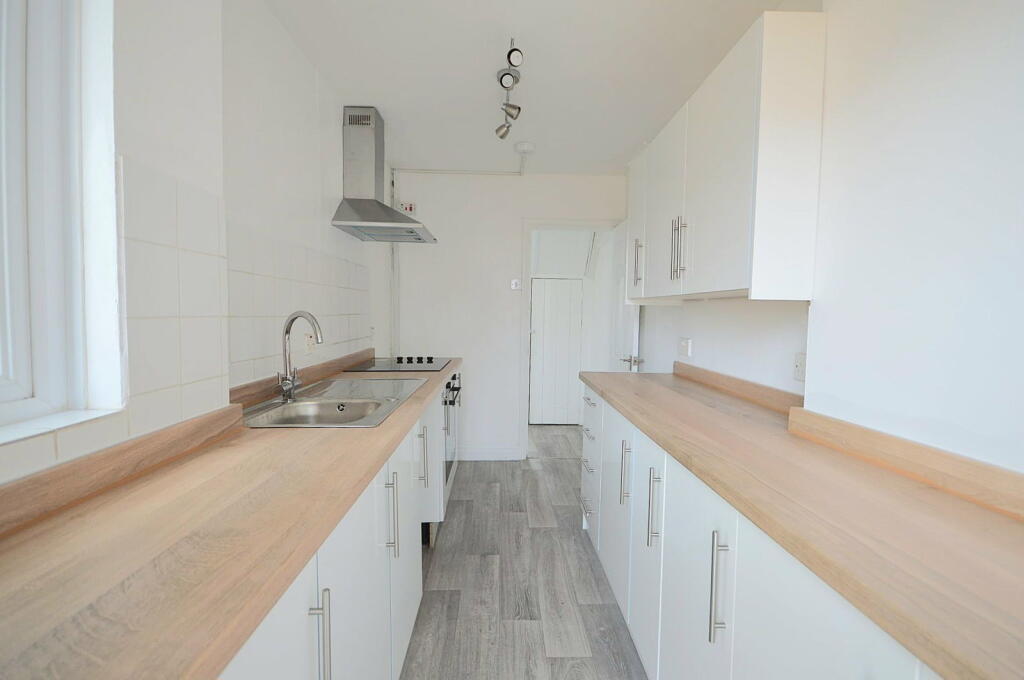 House in Swansea - View 4