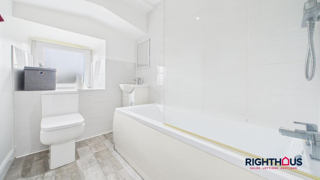 Additional image 14 of Poplar Grove, Bradford, BD7