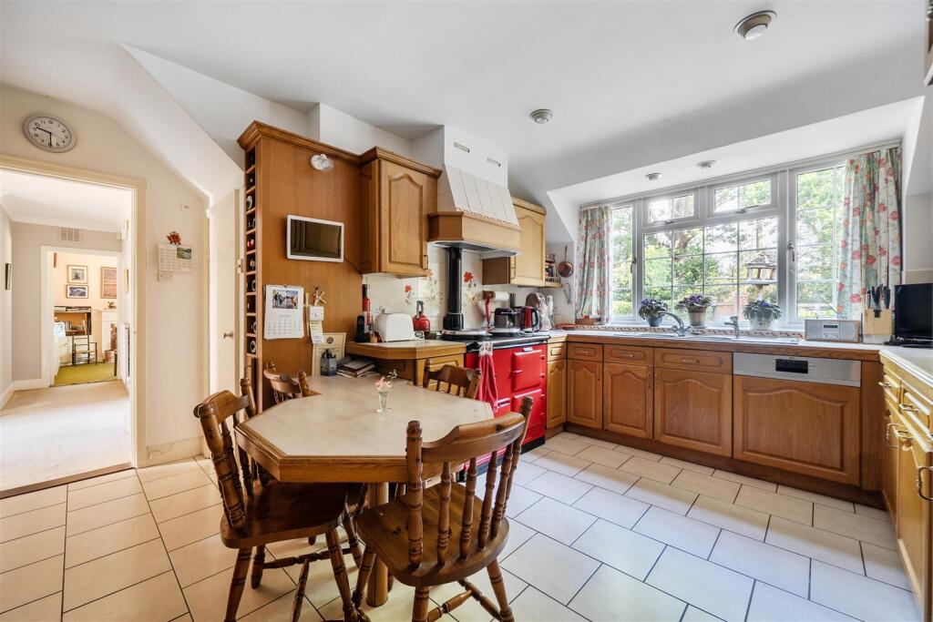 House in Finchampstead - View 5