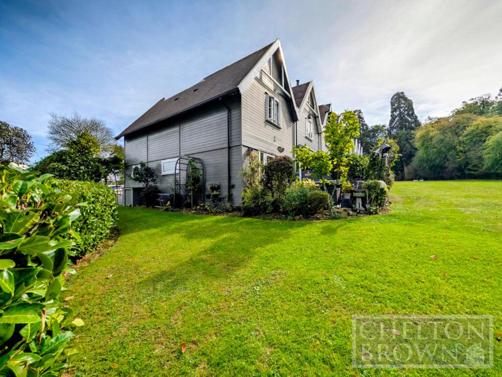 House in Northampton - View 4