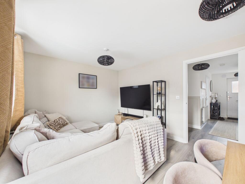 House in Tewkesbury, Innsworth - View 3