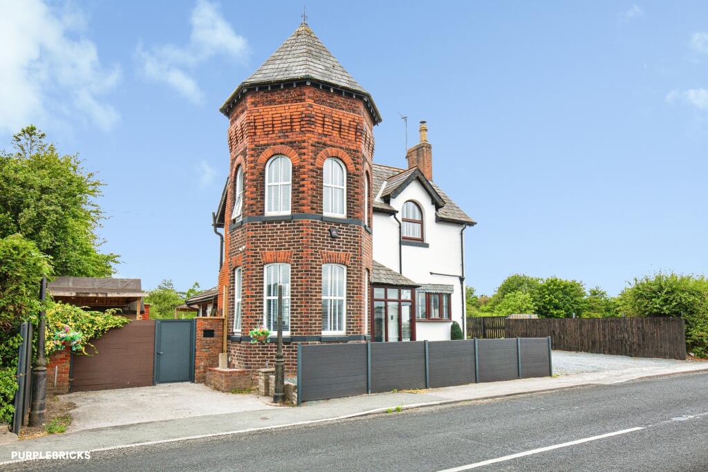 Main image of property: Fleetwood Road, Greenhalgh, Preston, PR4