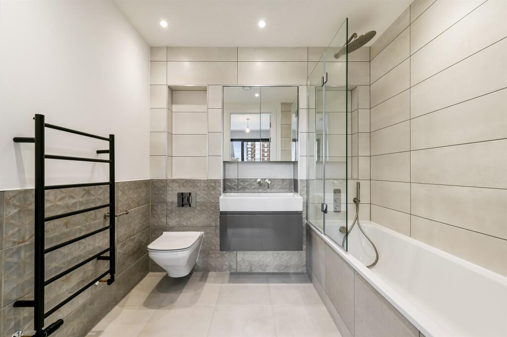 Apartment in London, Shepherd's Bush - More