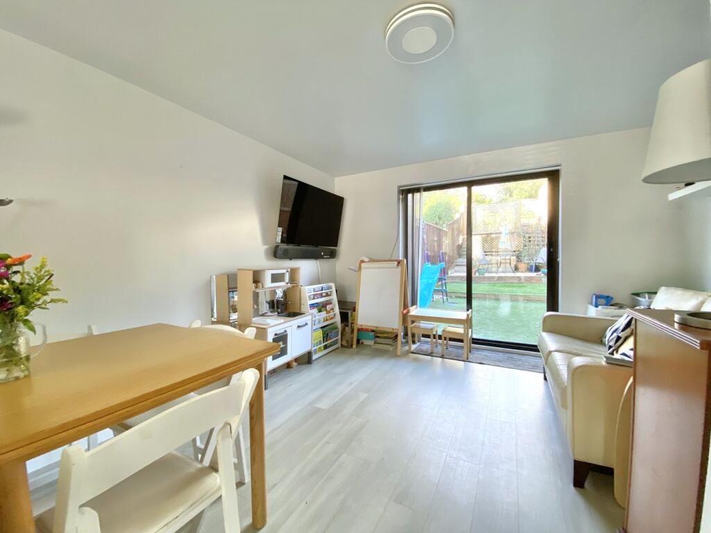 Additional image 4 of Doulton Gardens, Whitecliff, BH14