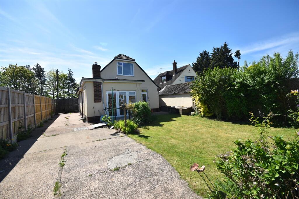 Rawcliffe Road, Airmyn, Goole photo 4