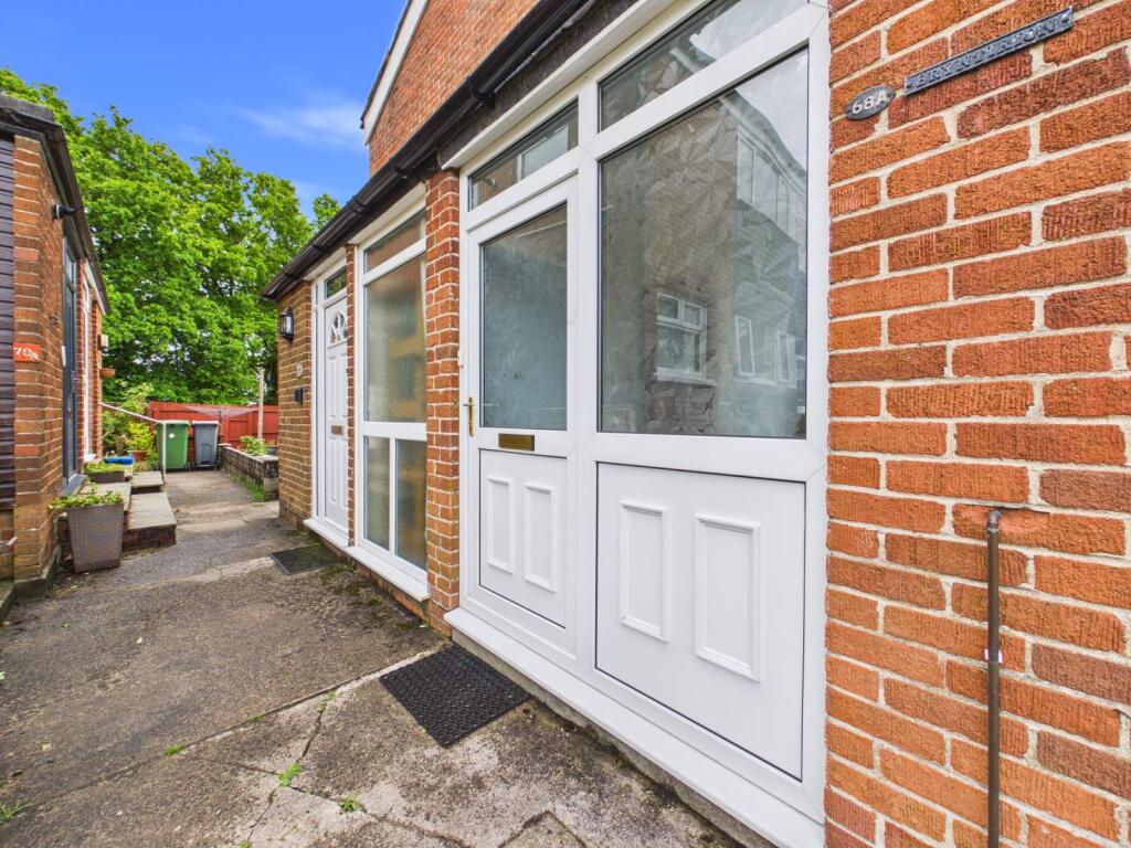 Heol Llanishen Fach, Rhiwbina, Cardiff. CF14 - More