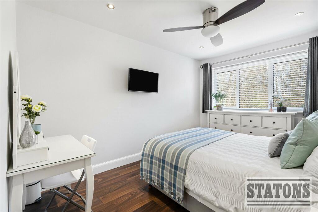 Additional image 22 of Upland Drive, Brookmans Park, Hatfield, Hertfordshire, AL9