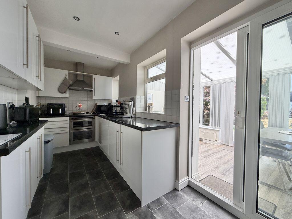 House in Birmingham, West Midlands - More