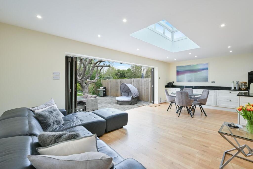 House in Kingston upon Thames - View 5