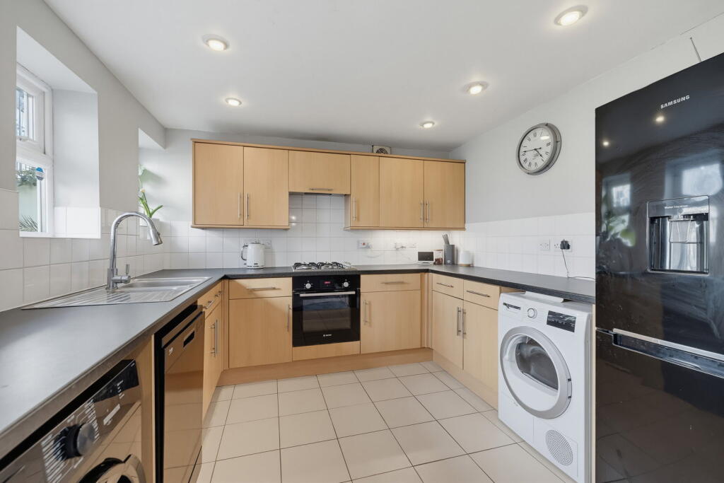 St. Georges Terrace, Stoke, Plymouth, PL2 1HR photo 4