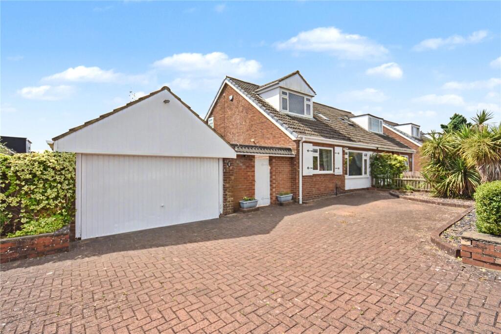 Main image of property: Red Hall Garth, Leeds, West Yorkshire
