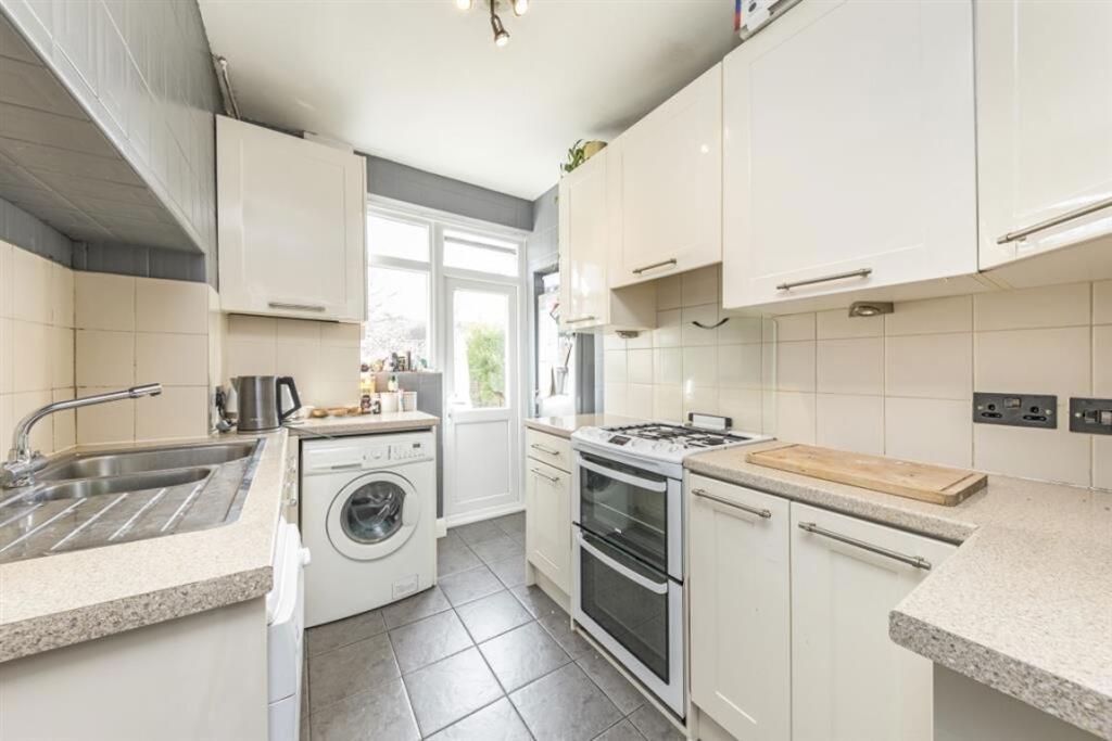 3 bedroom terraced house for rent