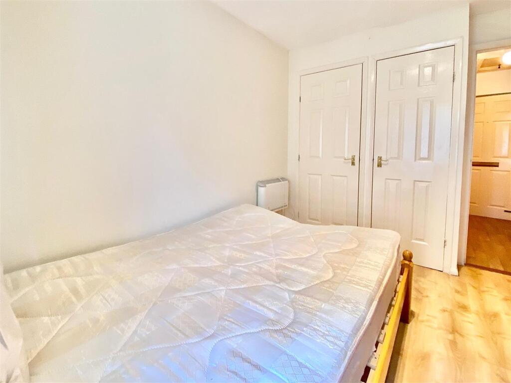 Apartment in London, Grahame Park, Colindale - View 4