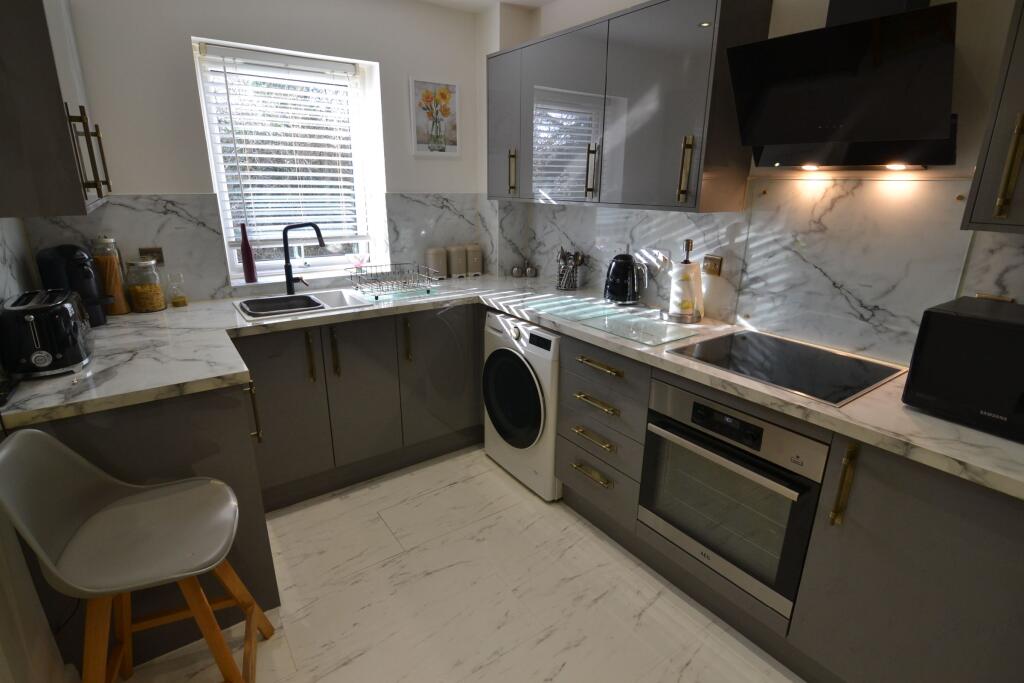 Main image of property: Deans Gate, Willenhall