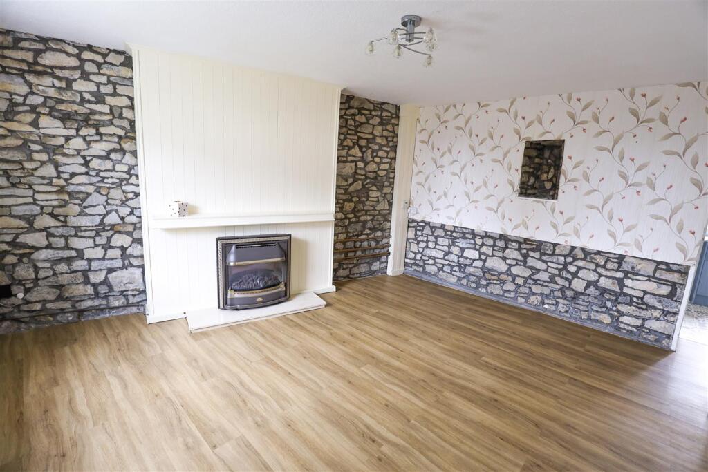 Glan-y-Mor, Bakers Lane, Llantwit Major, Vale of Glamorgan, CF61 1SW photo 4