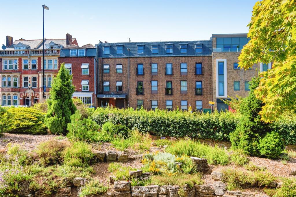1-bed flat on Brunswick Place, SOUTHAMPTON, £130,000