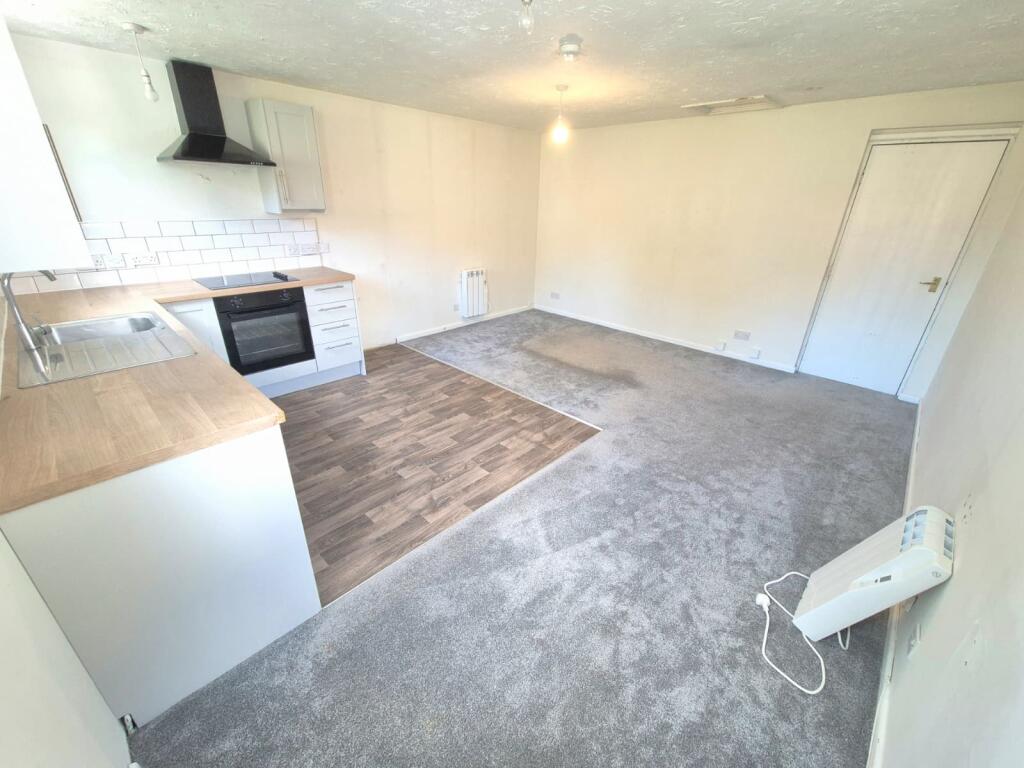 Apartment in Norwich - View 4
