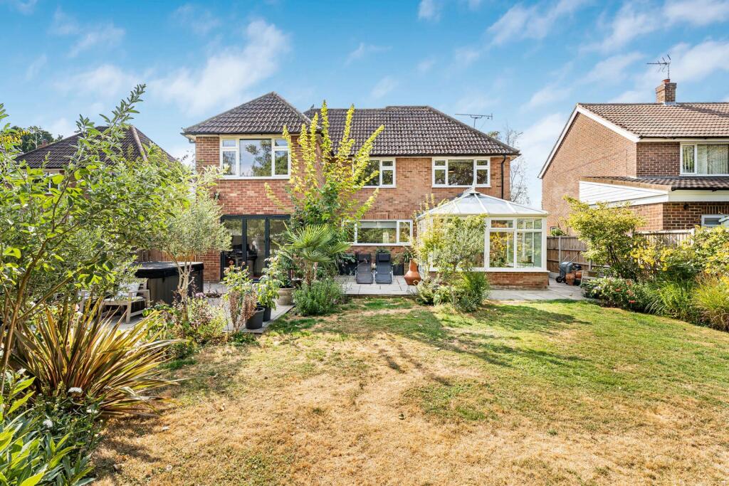 House in Twickenham - View 2