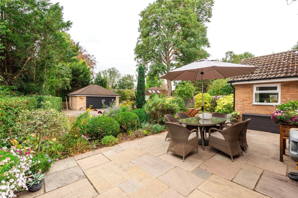 House in Biddenham, Bedford - View 3